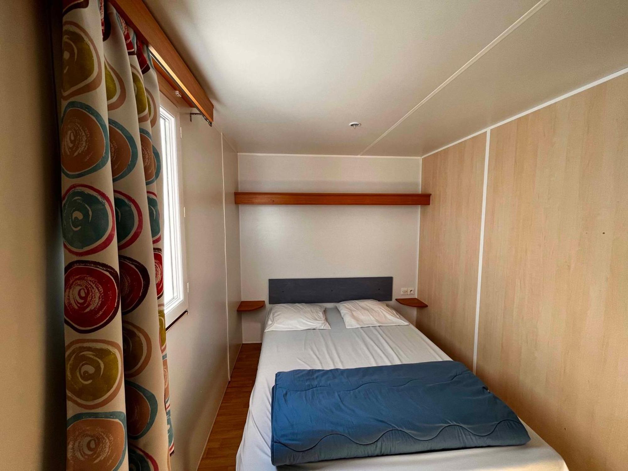 Camping Paradis Family Les Rives De L'Herault Gignac  Room photo